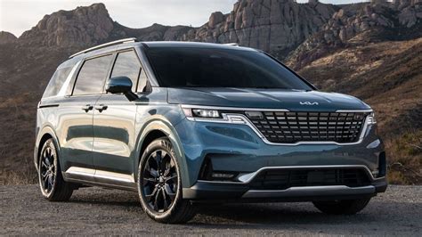 New-gen Kia Carnival recalled due to the power sliding doors closing ...