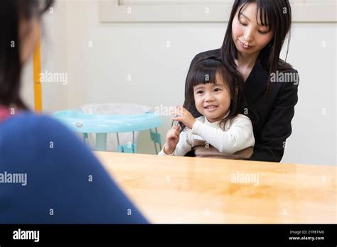 Interview Scene 的图像结果