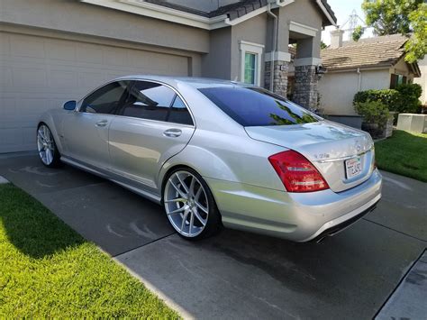 2007 Mercedes-Benz W221 S550 on 22" Niche Wheels | BENZTUNING