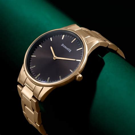 Buy Online Sonata Quartz Analog Green Dial Golden Stainless Steel Strap ...