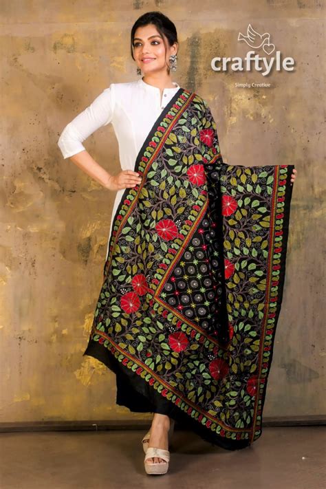 Shop Handcrafted Dupattas at the Best Price Online - Artisanal Beauty ...