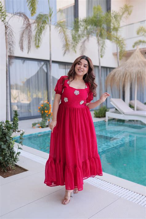 Sruvika Pink Color Fendi Silk With Beads Embroidered Work Gown – Trinari