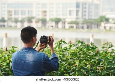 Photographer Back View 的图像结果