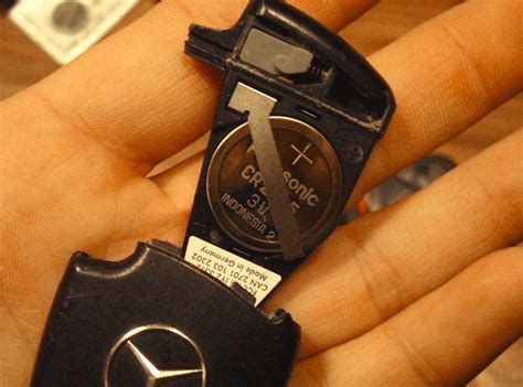 How to Add Keyless Remote to a Vehicle 的图像结果