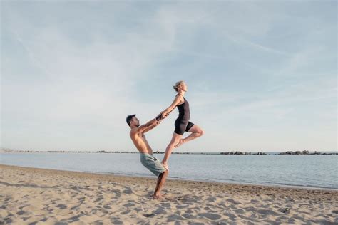 Acroyoga Intermediate Class -Spring 2024, Satyananda Yogacenter ...