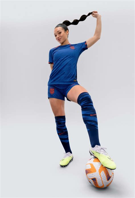 Sophia Smith Is Shooting Her Shot | Soccer photography, Usa soccer women, Us women's national ...