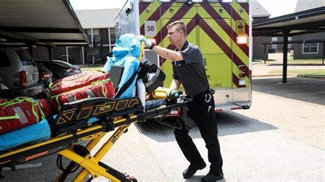 Amid ambulance staff shortage, here’s what an EMS career is like | Fort ...