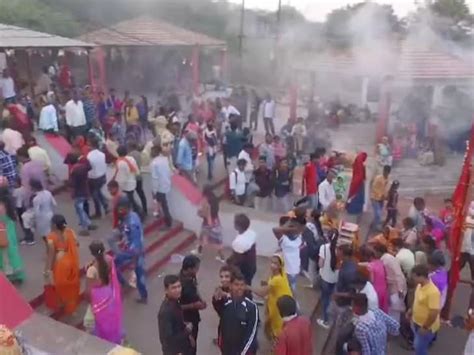 The hill of the legendary Chotila Chamunda Mataji is thronged by ...
