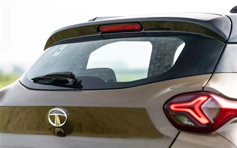 Tata Punch M-Tek Rear Spoiler (Meteor Bronze) MK-A021 : Dolphin ...