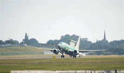 AIRBORNE TRACKER - Read this story on Magzter.com