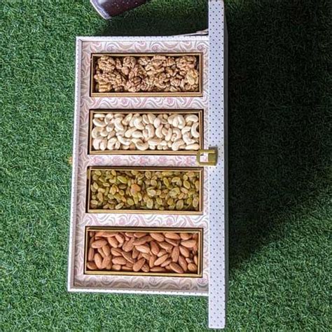 Dry Fruit Box – PushtiOrganics