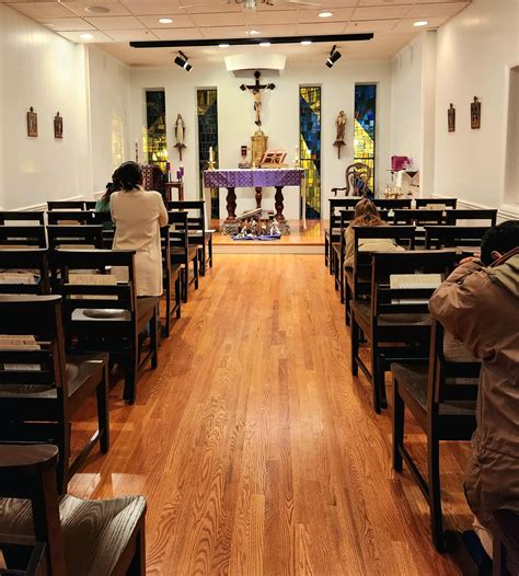 [Free Friday] George Washington University Newman Center Chapel, Washington, DC : r/Catholicism