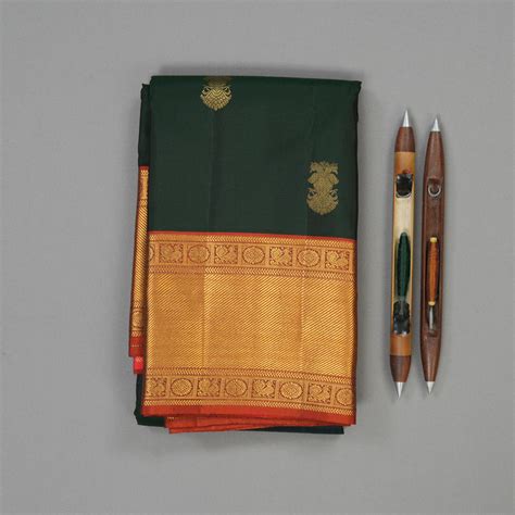 Hayagrivas Handloom Karum Pachai Kanjivaram Silk Saree with Rust Orang ...