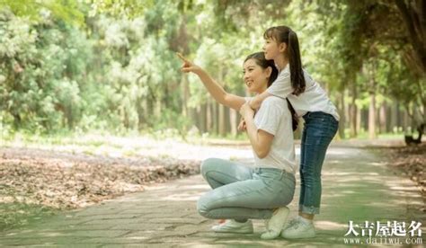 李姓有寓意的女孩名字怎么起 女孩姓李独特的名字推荐 _八宝网