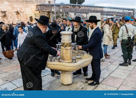 Ritual Hand Washing 的图像结果
