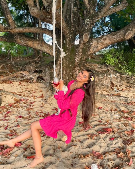 Brenna Marie Narayan's feet