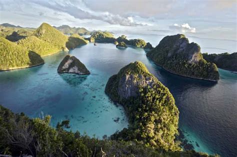 Inilah 10 Lokasi Selfie Paling Favorit Di Indonesia