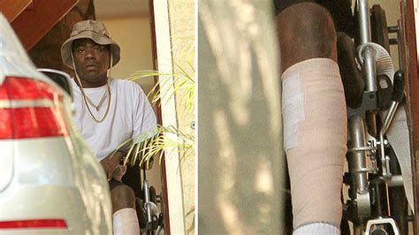 Tracy Morgan After Crash -- Recovering in Style In First Pics Since Car ...