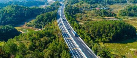 2018年中国高速公路行业发展现状和发展前景 总里程稳居第一，未来仍将高速发展【组图】_行业研究报告 - 前瞻网