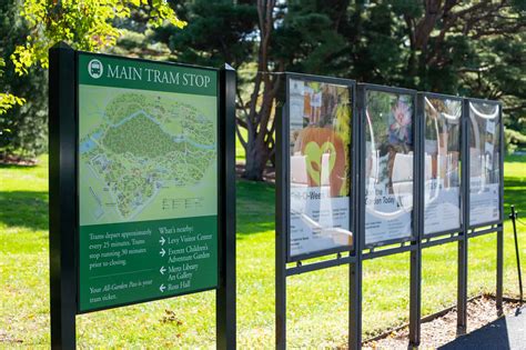 New York Botanical Garden Wayfinding Signs - Engraphix Architectural ...