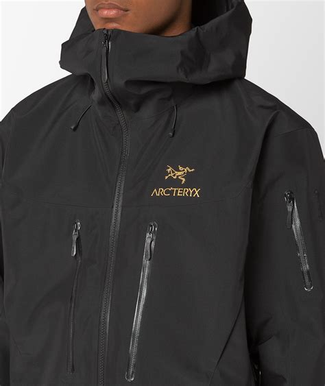 Black Arc'teryx Alpha SV Jacket | SVD SAUDI ARABIA