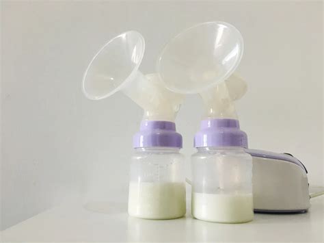 How to Relieve Engorged Breast Between Pumping: Effective Strategies – MomMed