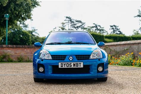2005 Renault Clio V6 Phase 2 for sale by auction in Barford, Warwickshire, United Kingdom