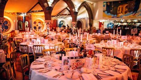 Nightlife In Glasgow: You Cannot Miss Out On This Amazing Experience!