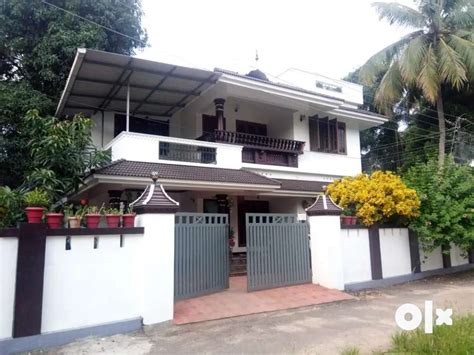 Houses and apartments for rent maradu farum mall - For Rent: Houses ...