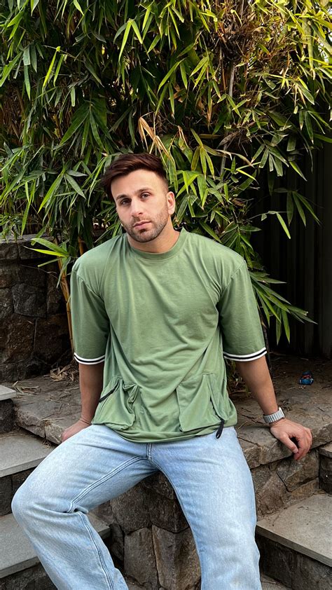 Gritstones Moss Green Oversized Pocket T-Shirt