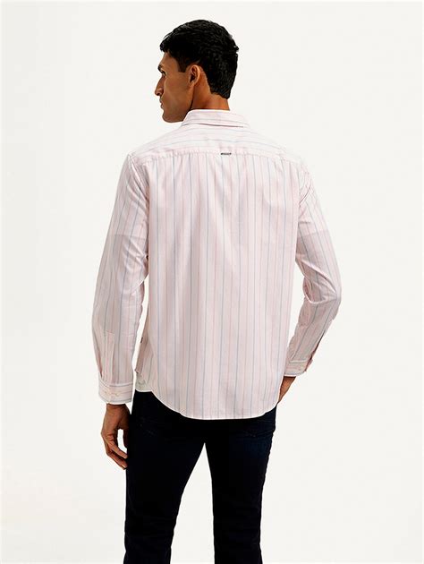 Men's Redloop Striped Slim Fit Shirt – Levis India Store