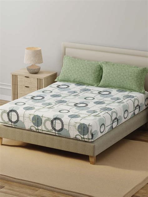 BasicX 100% Cotton 120 TC Green & White Geometric Double Bedsheet with