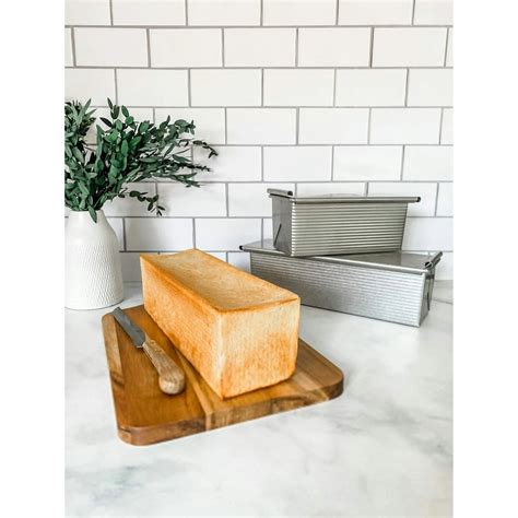 USA PAN 13X4 PULLMAN LOAF AND COVER - Browns Kitchen