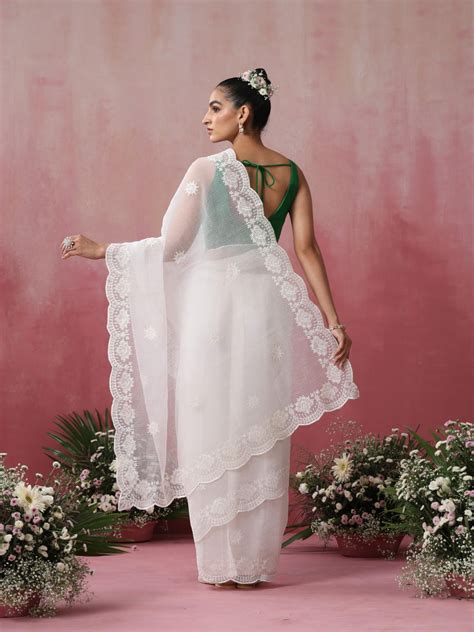 Buy Halo White Cotton Kota Saree with Scallop Embrodiery Online – Swtantra