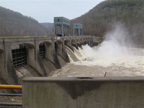 Before Black Lung, The Hawks Nest Tunnel Disaster Killed Hundreds ...