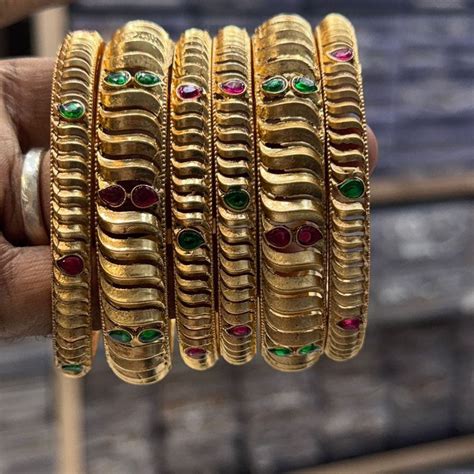JCM Grand Designer Pota Stone Traditional Bangles Set – JewelEMarket
