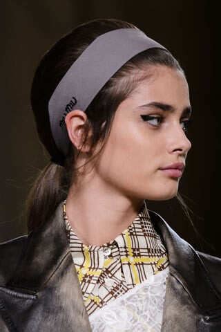The 90s Tennis Headband Is Back (Again) | Grazia India