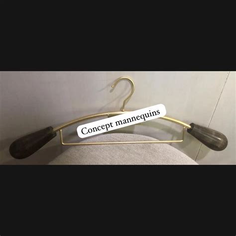 cloth hanger - Facial Head Mannequins Manufacturer from New Delhi