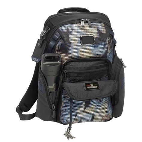 Buy The Best Carry-On Luggage For Hassle-Free Trips