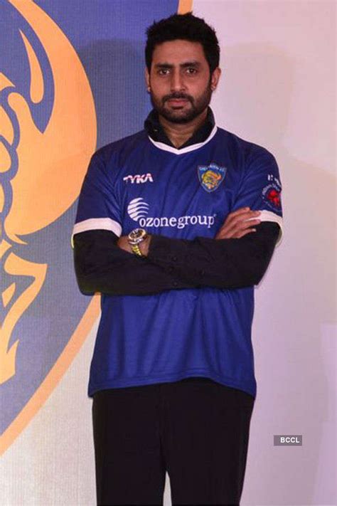 Chennaiyin FC co-owner Abhishek Bachchan announces the players of his ...