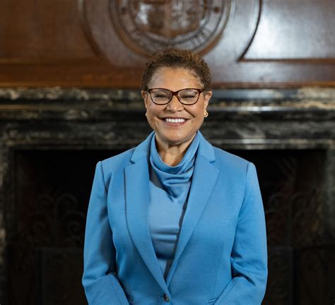 SHAME ON HER: Mayor Failed to Protect Jews Amid ‘Pogrom’ at Shul ...