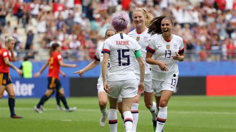 【女足世界杯】美国2比1西班牙8强战法国 瑞典1比0