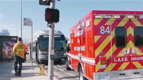 Man stabs Metro bus driver in Woodland Hills | FOX 11 Los Angeles