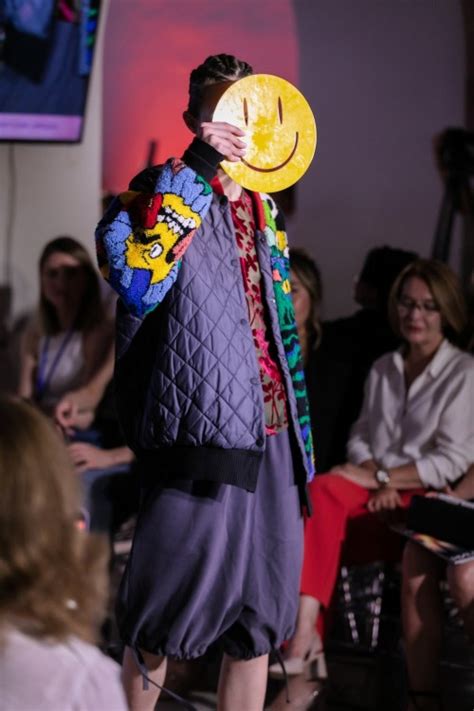 Omsk Fashion Weekend выходит на международный уровень | Внешний вид ...