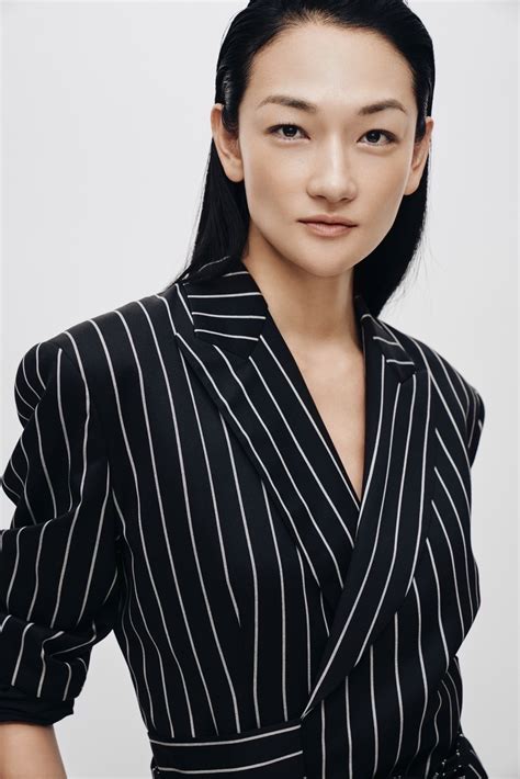 冨永愛、世界で戦い抜く極意語る「本物でありたい」 イギリス・ケンブリッジで日本の美に触れる 動画公開。 ハイジュエリーを大胆に纏う！ドレス ...