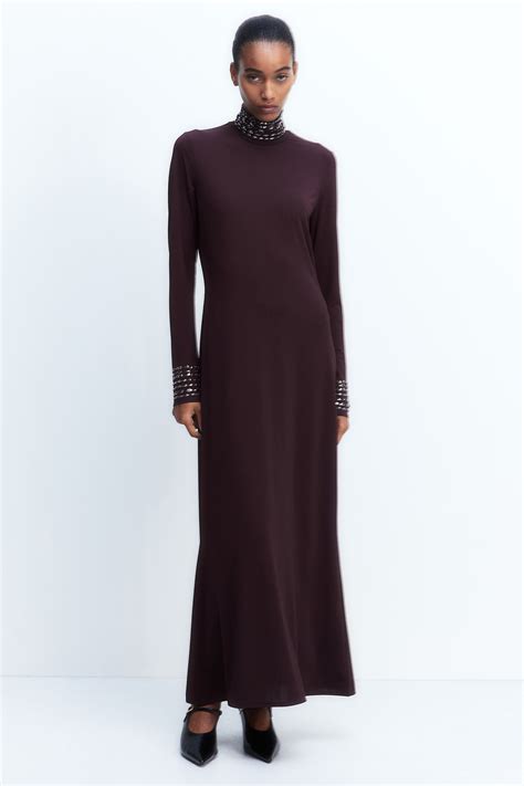 Women's Burgundy Stud-Detail Mock Turtleneck Dress | H&M CA
