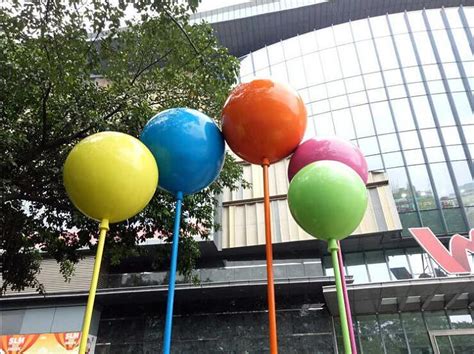 彩绘气球雕塑，玻璃钢商场景观雕塑 - 卓景雕塑公司