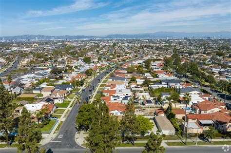 About Baldwin Hills | Schools, Demographics, Things to Do - Homes.com
