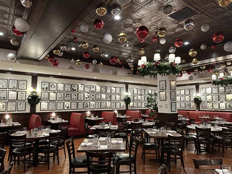 Stuffed Gourmet Pretzels - Review - Loop - Chicago - The Infatuation