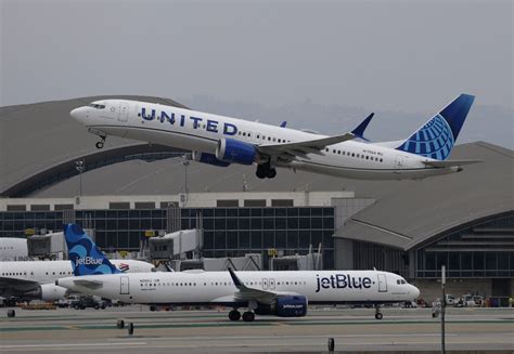 Is JetBlue a Good Airline? What To Know Before Booking - Travel Noire